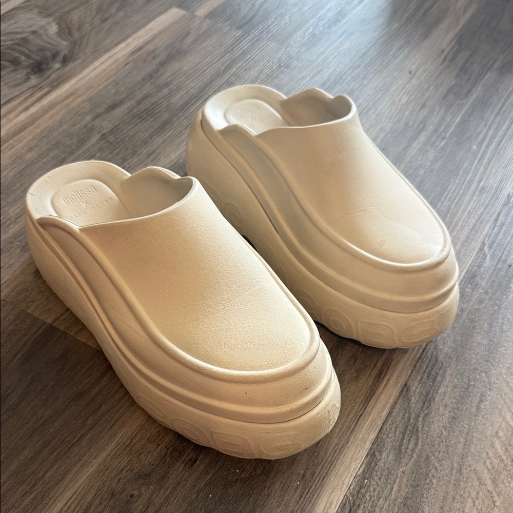 Women's Cream Platform Clogs MARC JACOBS X MELISSA